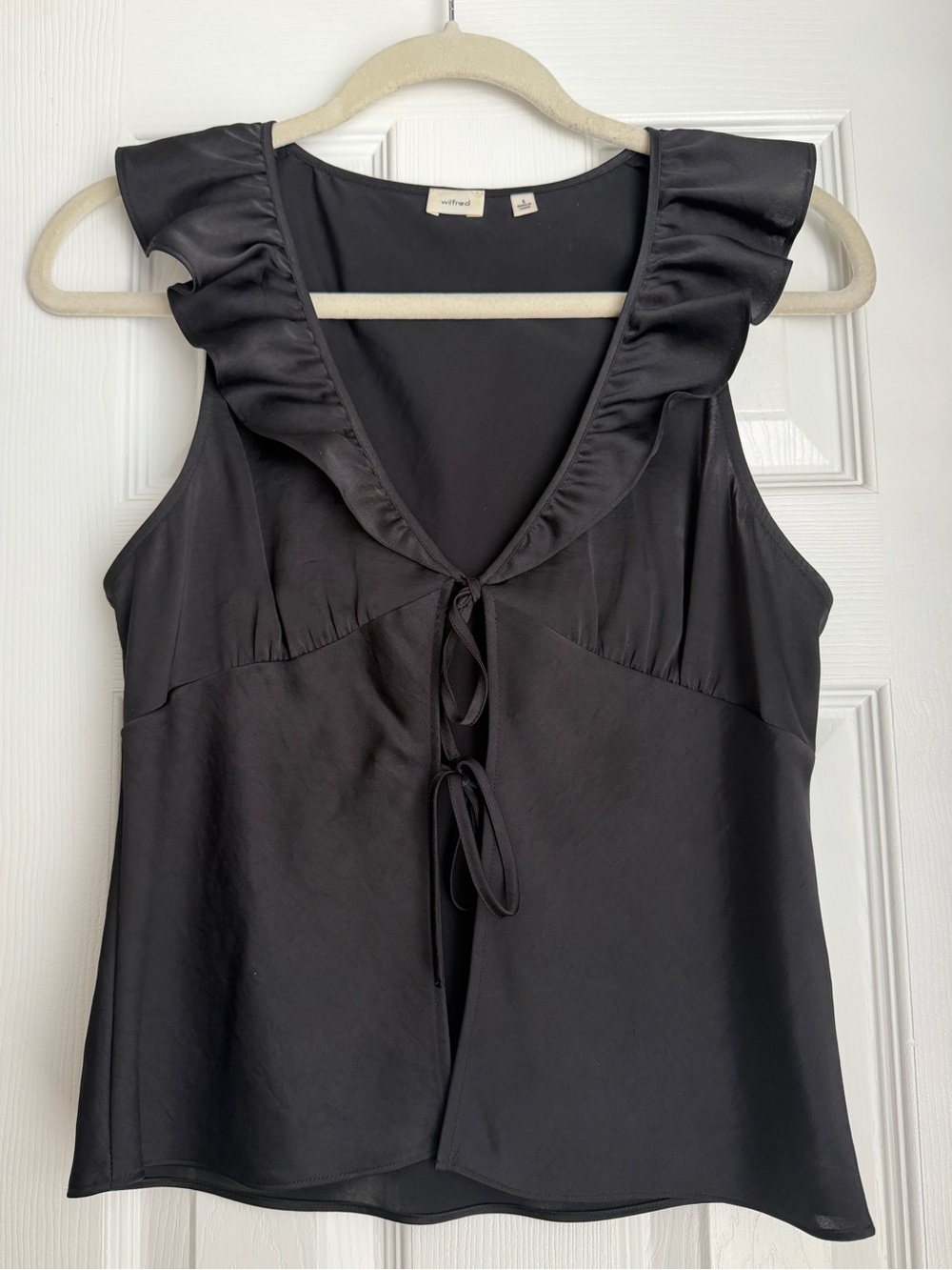 Aritzia Wilfred Tonka Satin Blouse